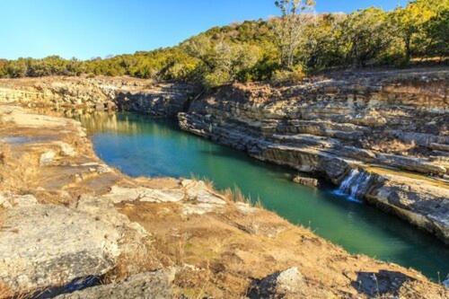 Maven'S Inn & Grill Canyon Lake Exterior foto